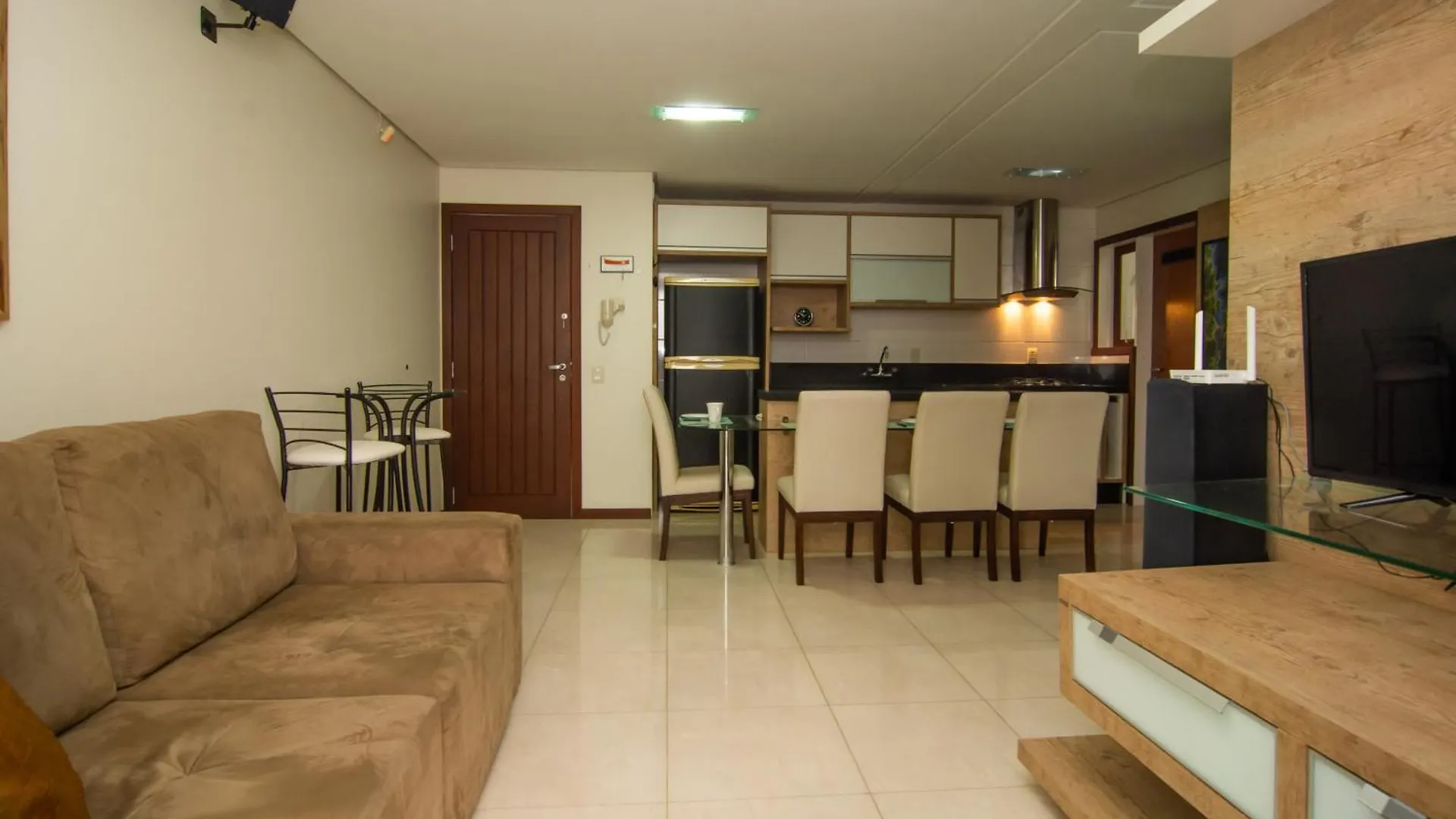 Conforto A 100M Da Praia No Novo Campeche P1661 Florianópolis